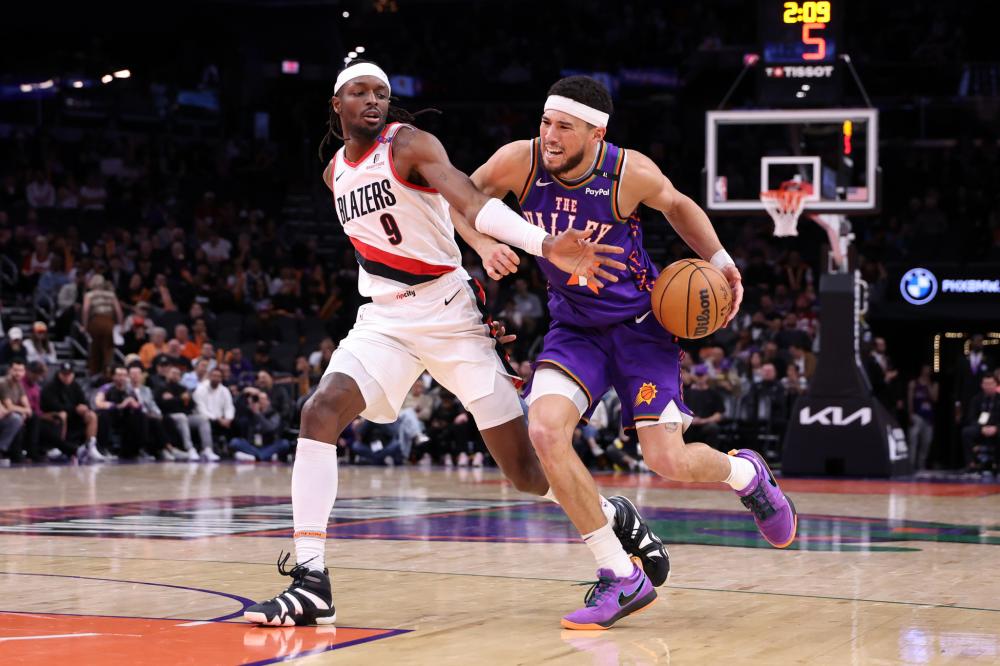 他在无球跑 他在无球跑