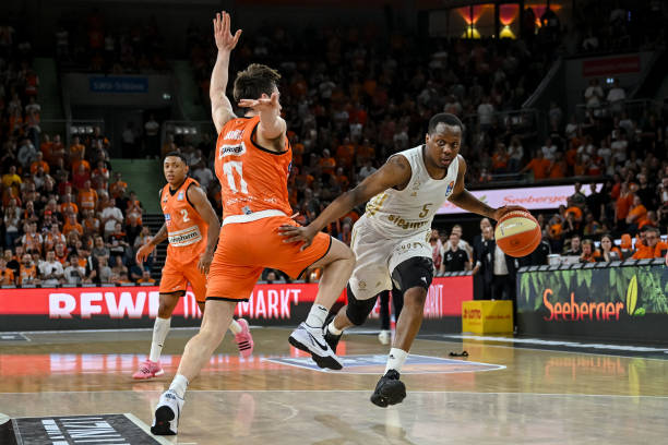 巴黎圣日耳 巴黎圣日耳