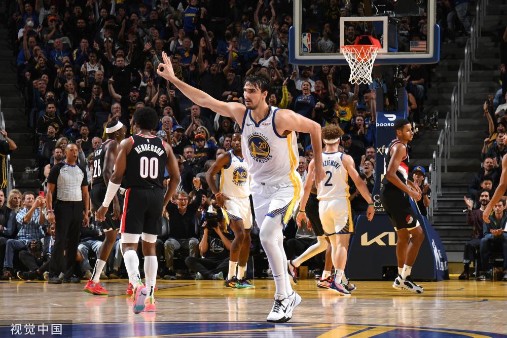 都更加艰难 都更加艰难